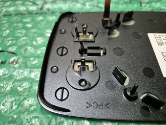 levé sklo zrcátka rovné vyhřívané, elektricky nastavitelné V - 3