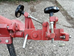 Vari oboustranný pluh APH-352 + nastavovací těleso NT-3 - 3