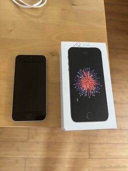 Iphone SE 2016, 32 GB, černý, perfektní stav - 3