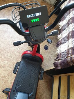 elektrický skútr Racceway Kobra - záruka - 3