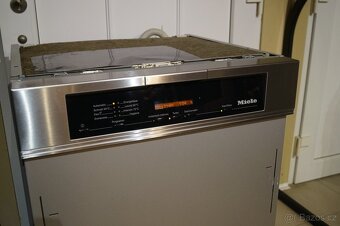 Miele myčka G5835 SCi - XXL, výška 84 cm - 3