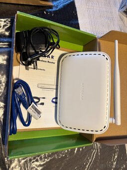 Bezdrátový router Netgear JNR1010 150 Mbit/s - 3