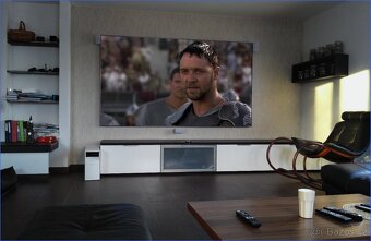 Projektor pro domácí kino Panasonic PT-AT5000E - 3
