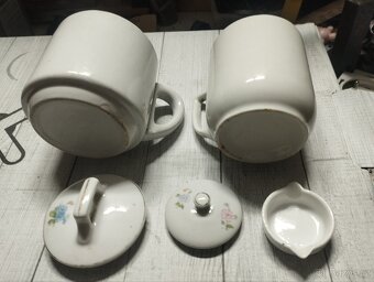 Starý porcelán zdobený, hrnečky vicka - 3