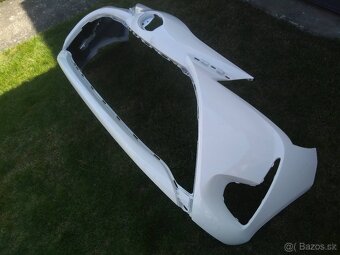 Toyota Yaris 3 III 2017 - 2020 facelift - predny naraznik - 3