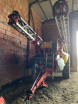 Prodáme tažený postřikovač KVERNELAND - 3