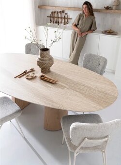 Nerozkládací jídelní stůl - Arras - 3