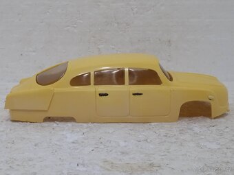 Tatra 603 Ites - Retro hračka - Auto bowden - 3