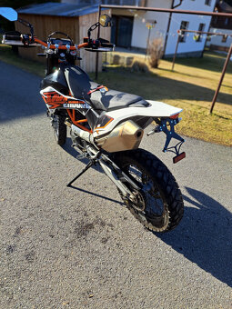 KTM 690 Enduro R  2017  3229km - 3