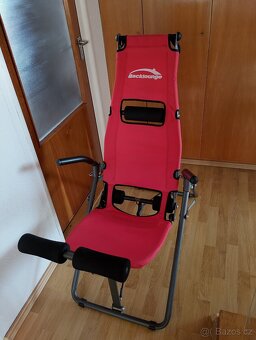 Backlounge - inverzní trenažér zad - 3