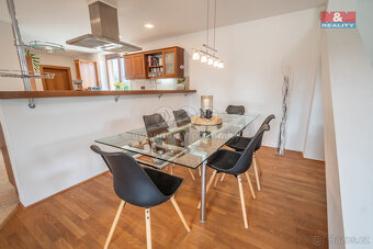Prodej rodinného domu 4+kk, 196 m², Václavice u Benešova - 3