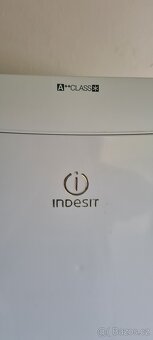 Lednice s mrazákem INDESIT A++ - 3
