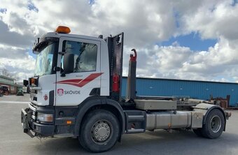 Scania P94-nosič kontejneru - 3