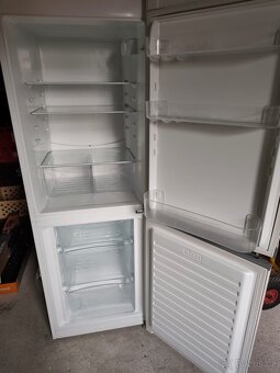 Zanussi ZRB33103WA - 3