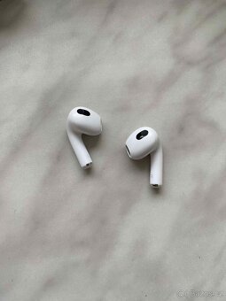Sluchátka Apple AirPods 3 - 3