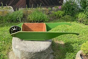 DĚTSKÝ TRAKAŘ - 3