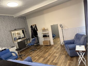 Pronájem křesla v kadeřnictví – Lexa Hair Salon - 3