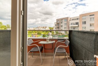 Prodej bytu 1+kk 32 m², Hlučkova, Praha 9 - Letňany - 3