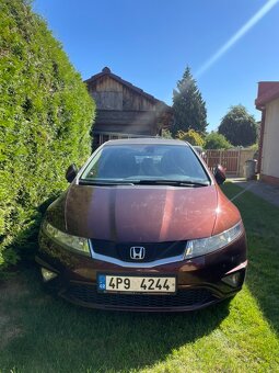 Honda Civic 1.8 i-VTEC 2011 - 3
