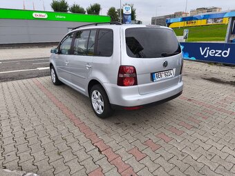 VW Touran 2.0 TDI 103 kW - 3