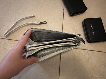 Michael Kors bílá peněženka – použitá, v dobrém stavu - 3