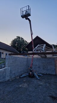 Prodám pásovou plošinu 1400kg Hinowa Picchio 1050 - 3