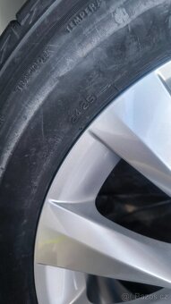 Škoda karoq 215/60 R16 - 3