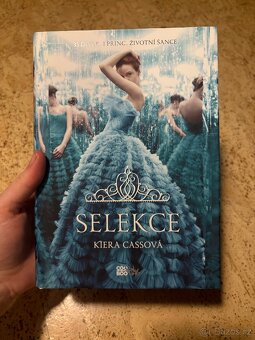 Selekce trilogie - 3