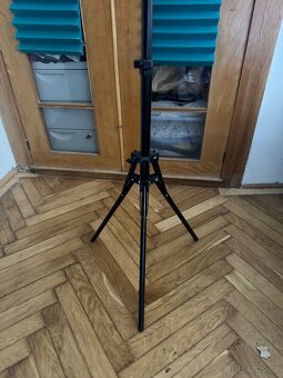 stativ s adapterem na mobil - 3