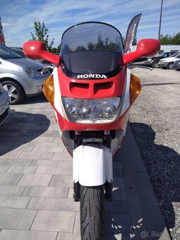 Honda  CBR 1000F - 3