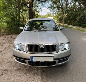 Škoda Superb 1.9 TDI 96 kW Elegance - 3