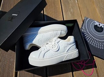 Pinko sneakers vel.36, 40 a 41 nové - 3
