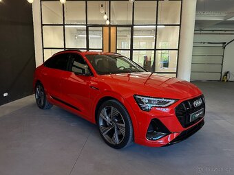 AUDI E-TRON 55 300KW SPORTBACK S-LINE R22 NOČNÍ VIDĚNÍ TAŽNÉ - 3