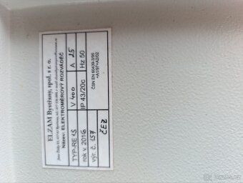 Prodám elektroměrový rozvaděč - 3