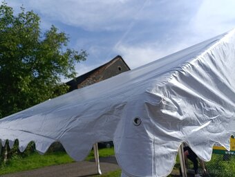 Párty stan 6x4m - 3
