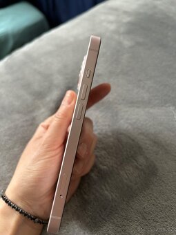 iPhone 13 růžový - 3