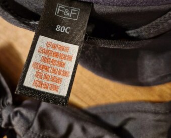 Plavky na větší poprsí s malým obvodem F&F - 3