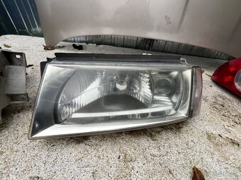 Predni svetla octavia 1 facelift - 3