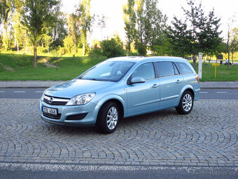 Prodám Opel Astra Caravan 1.8, benzín, 103kw - 3