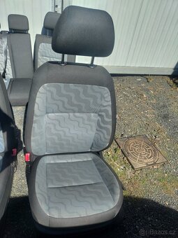 Sedačky Fabia II - vlnky - 3