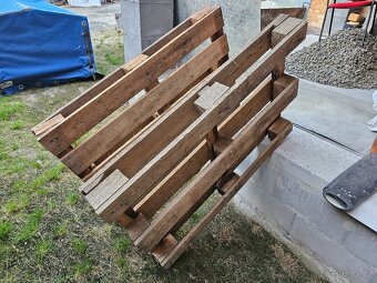 Dřevěné palety 120x100 + 120x80 + 100x70 + 90x65cm - 3