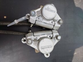 Brzdové třmeny přední zánovní destičky - 3