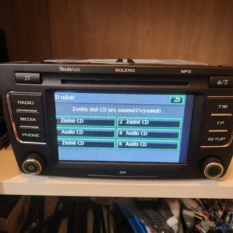 ŠKODA BOLERO MP3 6DISC SD OCTAVIA II - 3