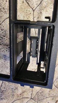 BMW E34 - stredovy panel - 3