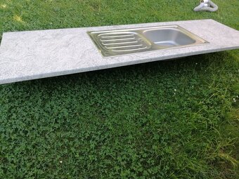 Kuchyňska deska s dřezem - 3