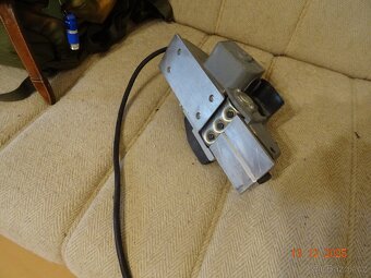 elektrický hoblík EH 61 6 - 3