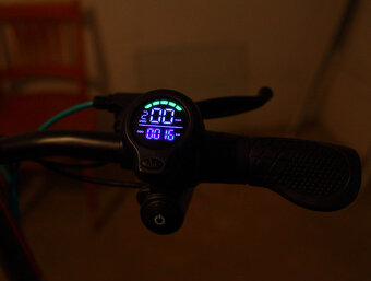 Elektrokoloběžka Lamax eLander SA50 nová - 3