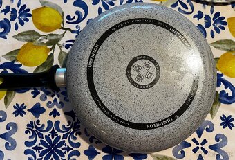 Pánev s poklici / šířka 29 - 3