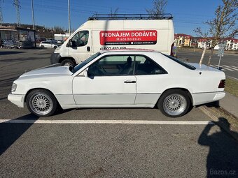 Mersedes Benz 230 koupe - 3