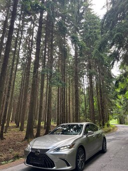 Lexus ES - 3